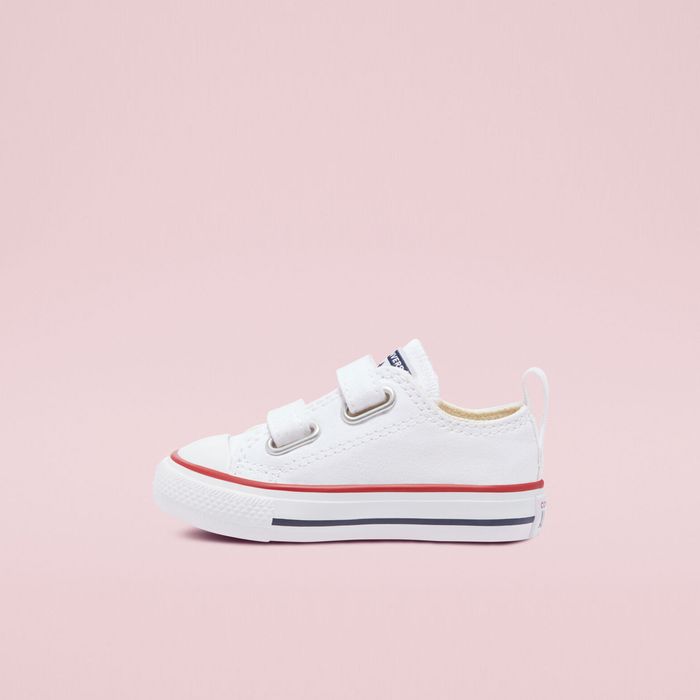 Chuck Taylor All Star 2V