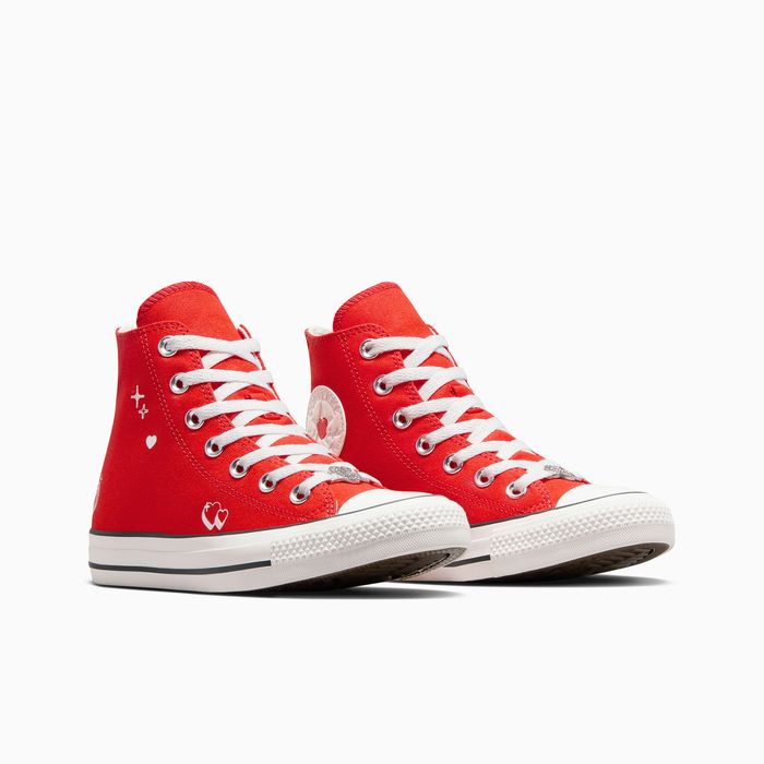 Chuck Taylor All Star Y2K Heart