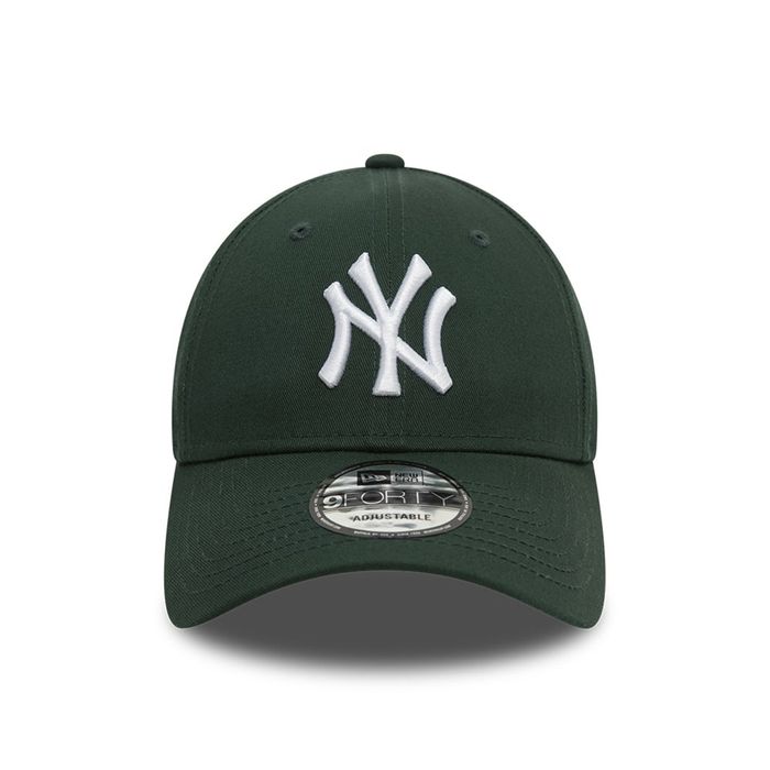 New York Yankees League Essential