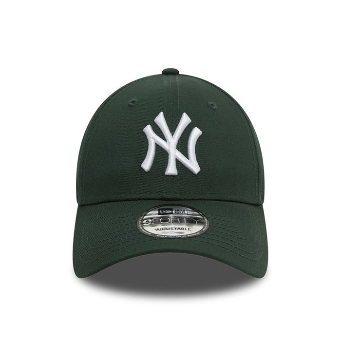 New York Yankees League Essential