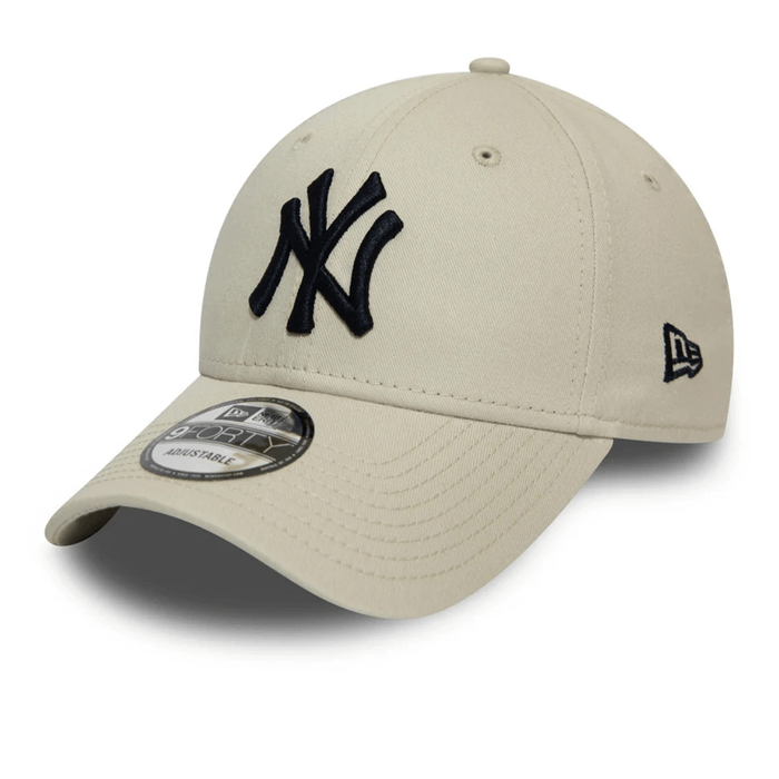 New York Yankees Essential