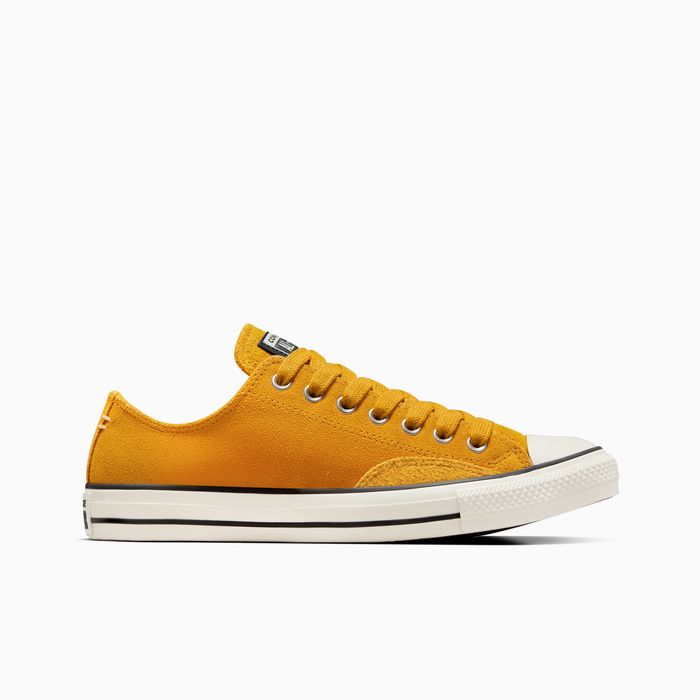 Chuck Taylor All Star Suede