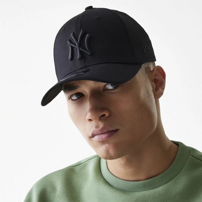 New York Yankees Classic Black 39THIRTY