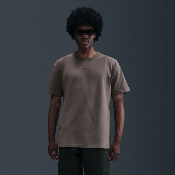 Sportswear Premium Essentials
