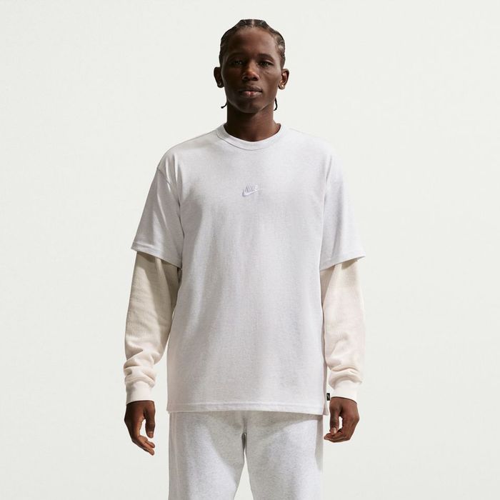 Sportswear Premium Essentials